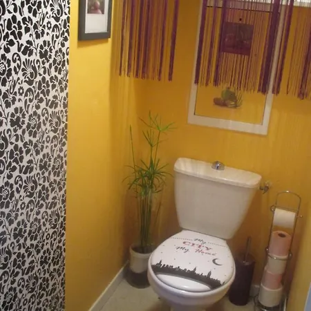 Quarto em Acomodações Particulares Cosy Croix Rousse Lyon